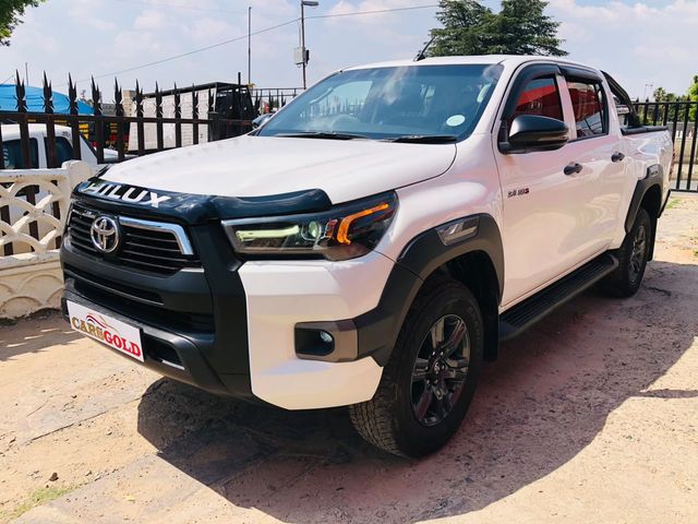 2022 Toyota Hilux 2.4 GD-6 Raider 4x4 Auto Double-Cab, photo 2