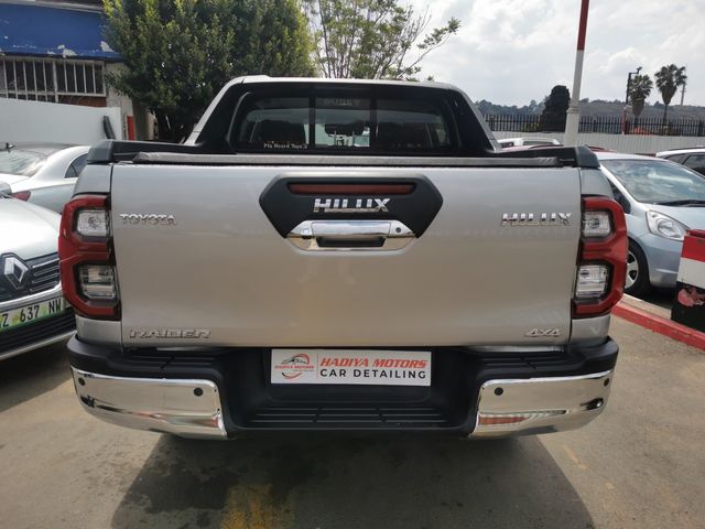 2022 Toyota Hilux 2.8 GD-6 Raider 4x4 Auto Double-Cab, photo 5