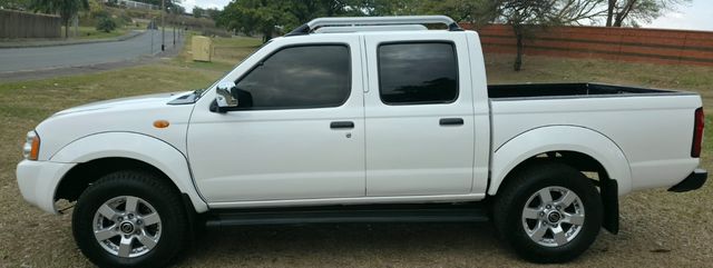 2019 Nissan NP300 2.4i Hi-Rider Double-Cab, photo 2