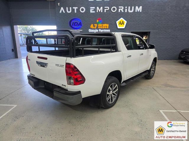 2016 Toyota Hilux 4.0 V6 Raider 4x4 Double-Cab Auto, photo 4