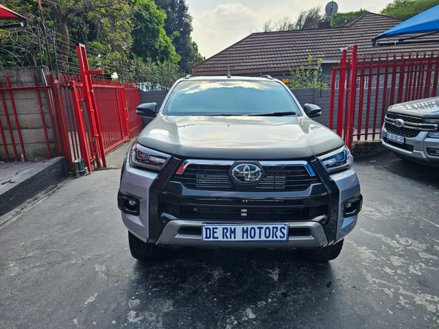 2025 Toyota Hilux 2.8 GD-6 RB Legend 4x4 Double-Cab Auto (mHev), photo 2