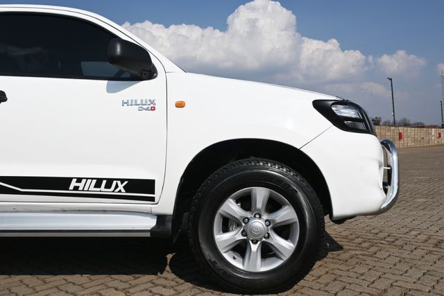 2013 Toyota Hilux 2.5 D-4D Single-Cab, photo 5