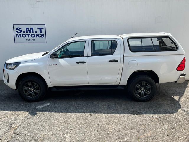 2024 Toyota Hilux 2.4 GD-6 Raider 4x4 Auto Double-Cab, photo 2