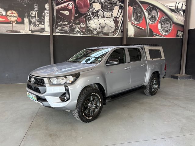 2025 Toyota Hilux 2.4 GD-6 Raider 4x4 Double-Cab, photo 2