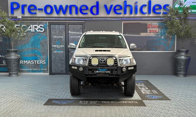 2014 Toyota Hilux 3.0 D-4D Legend 45 Raised Body Double-Cab, photo 4