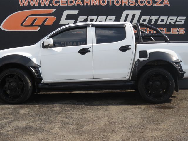 2013 Isuzu KB 250D-Teq Double-Cab 4x4 LE, photo 5