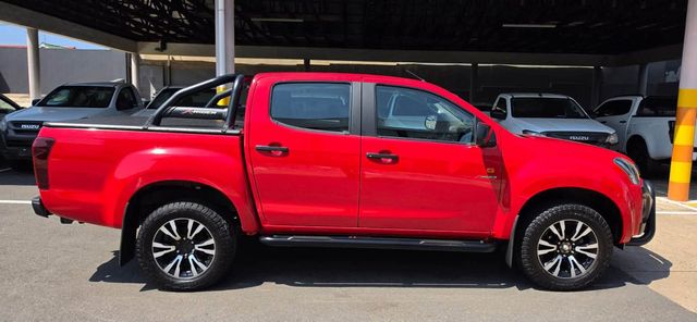 2019 Isuzu D-Max 250 HO X-Rider Double-Cab, photo 2