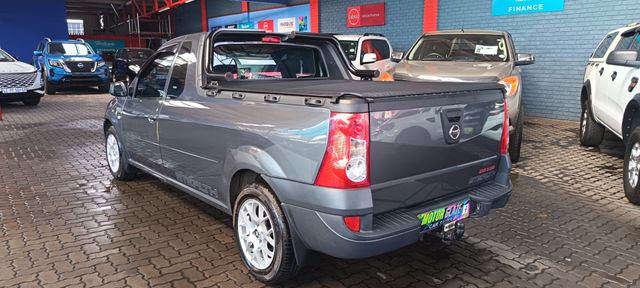 2015 Nissan NP200 1.6 SE, photo 5