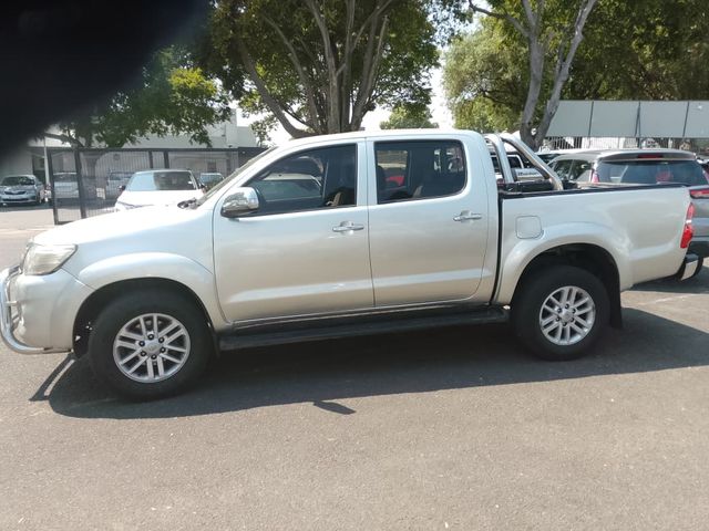 2014 Toyota Hilux 2.7 VVTi Raider Raised Body Double-Cab, photo 4