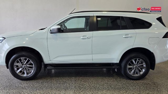 2025 Isuzu Mu-x 3.0D Auto, photo 4