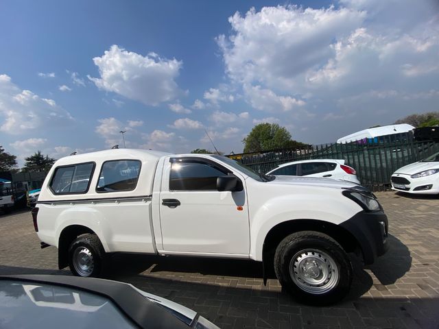 2020 Isuzu D-Max 250 HO LE Single-Cab, photo 3
