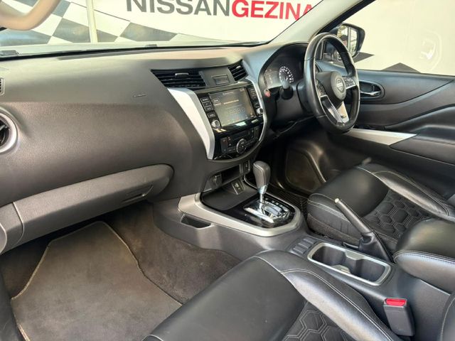 2023 Nissan Navara 2.5 DDTi LE Plus Auto Double-Cab, photo 4
