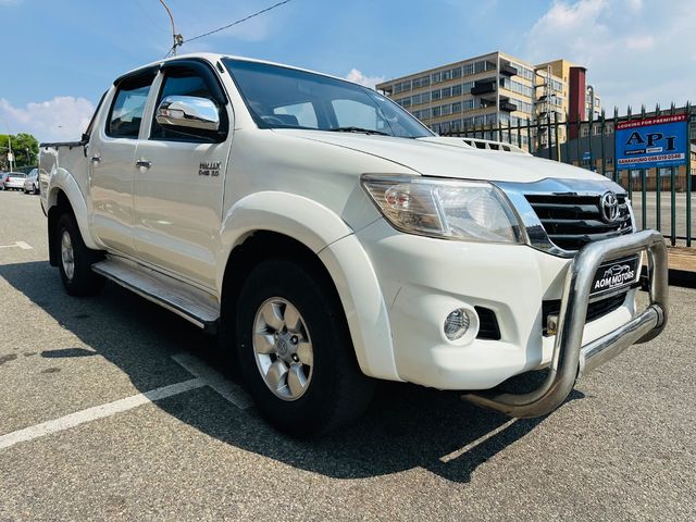 2010 Toyota Hilux 3.0 D-4D Raider Raised Body Double-Cab, photo 3