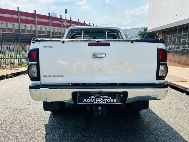 2010 Toyota Hilux 3.0 D-4D Raider Raised Body Double-Cab, photo 4