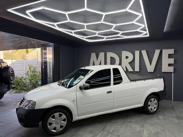 2023 Nissan NP200 1.6 A/C Safety Pack, photo 2