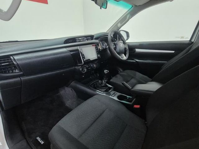 2025 Toyota Hilux 2.4 GD-6 Raised Body Raider Single-Cab, photo 5