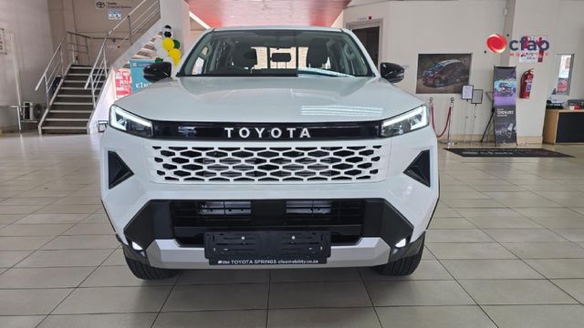 2026 Toyota Hilux 2.8 GD-6 Raider 4x4 Auto Double-Cab, photo 2