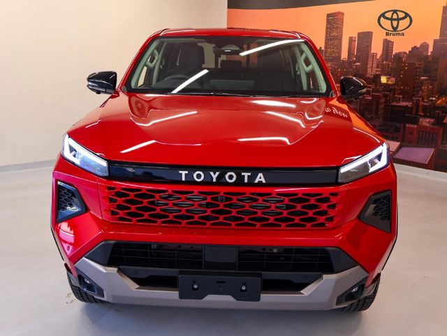 2026 Toyota Hilux 2.8 GD-6 RB Legend Auto Double-Cab (Mhev), photo 3