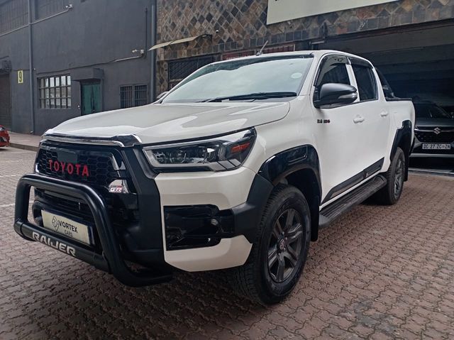 2026 Toyota Hilux 2.4 GD-6 Raised Body SRX Auto Double-Cab, photo 2