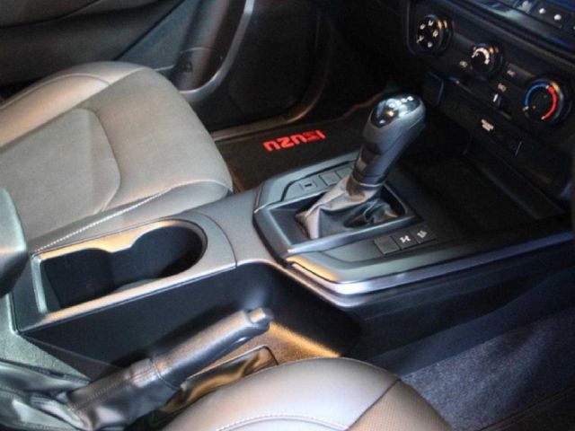 2024 Isuzu D-Max 1.9 DDI HR LS Auto Double-Cab, photo 4