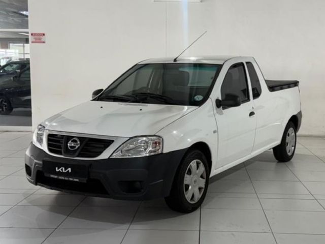 2024 Nissan NP200 1.6 A/C Safety Pack, photo 3