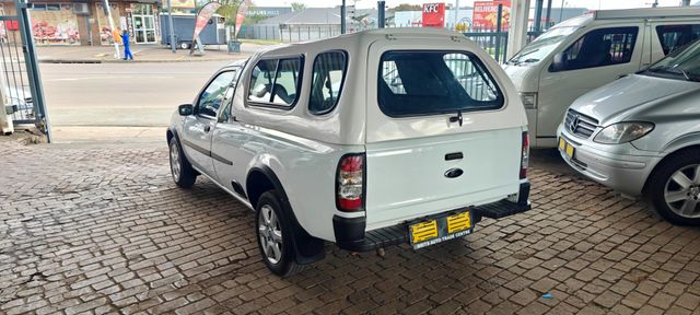 2010 Ford Bantam 1.6i XLT, photo 4