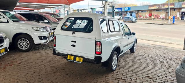 2010 Ford Bantam 1.6i XLT, photo 5