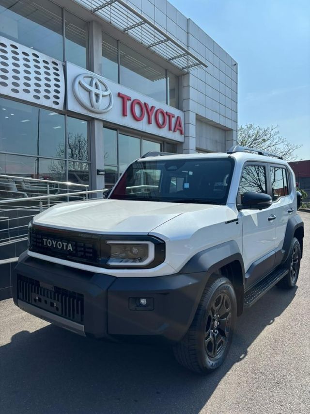 2026 Toyota Land Cruiser FJ 2.7 VX Auto