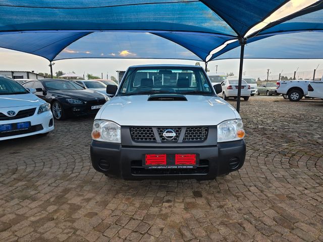 2013 Nissan NP300 2.5 TDi LWB Single-Cab, photo 3
