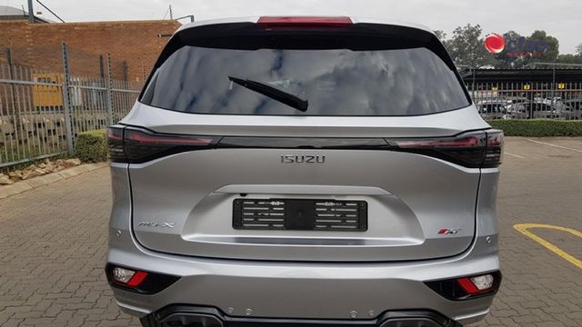 2026 Isuzu Mu-x 3.0D Onyx XT 4x4 Auto, photo 4