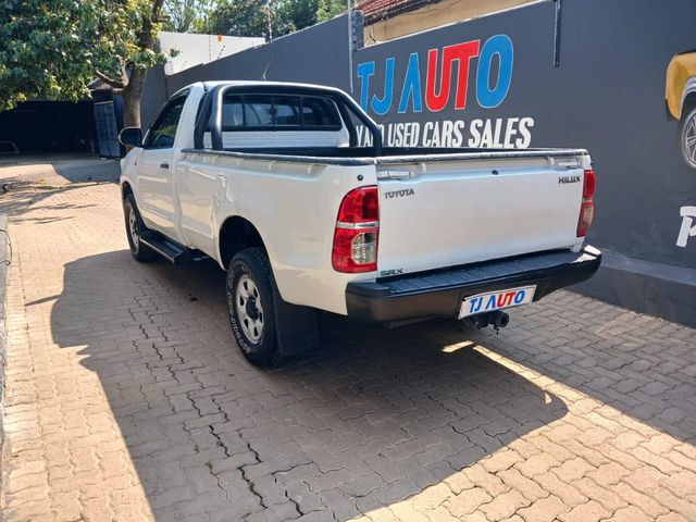 2015 Toyota Hilux 2.5 D-4D S Single-Cab, photo 5