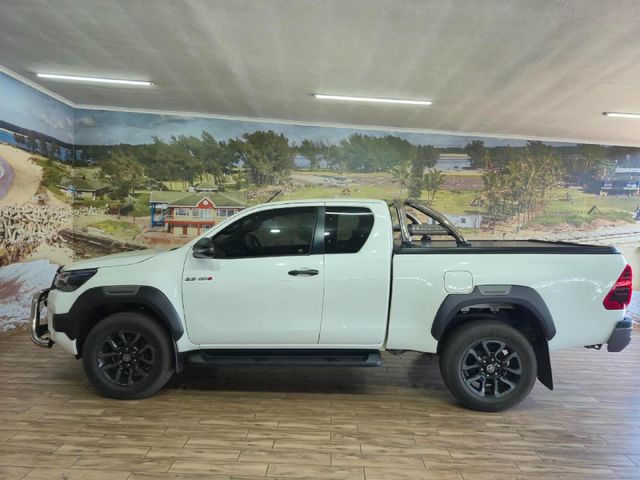 2023 Toyota Hilux 2.8 GD-6 Raised Body Legend 4x4 Auto Extended Cab, photo 4