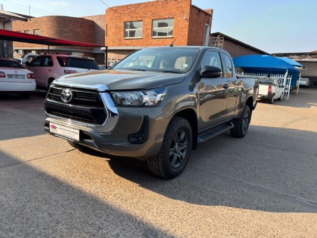 2022 Toyota Hilux 2.4 GD-6 Raised Body Raider Auto Extended Cab, photo 3