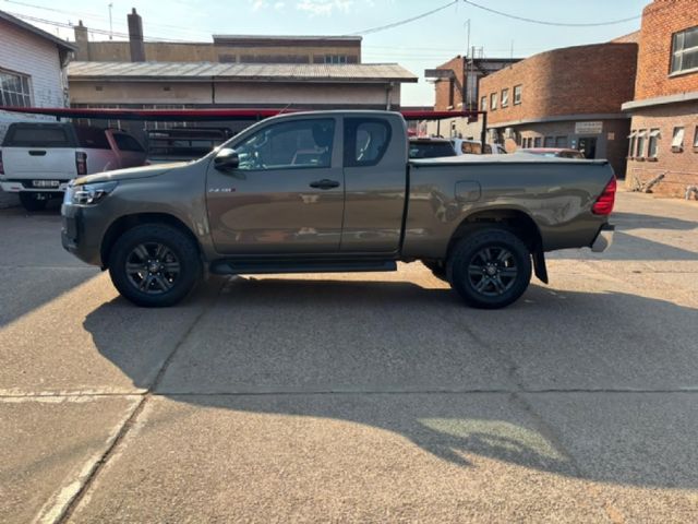 2022 Toyota Hilux 2.4 GD-6 Raised Body Raider Auto Extended Cab, photo 4