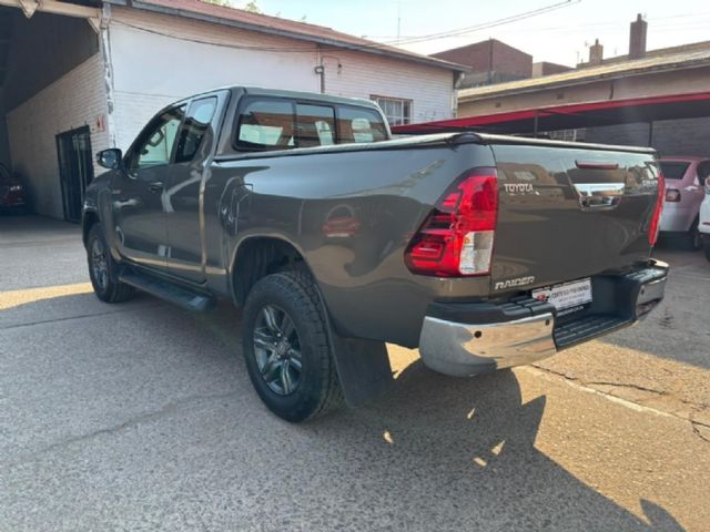 2022 Toyota Hilux 2.4 GD-6 Raised Body Raider Auto Extended Cab, photo 5