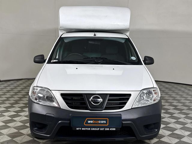 2024 Nissan NP200 1.6 A/C Safety Pack, photo 2