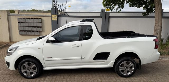 2014 Chevrolet Utility 1.8 Sport, photo 2