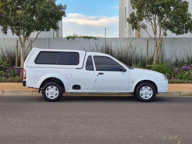 2010 Ford Bantam 1.3i XL, photo 4