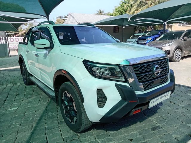 2021 Nissan Navara 2.5 DDTi SE Auto Double-Cab, photo 3