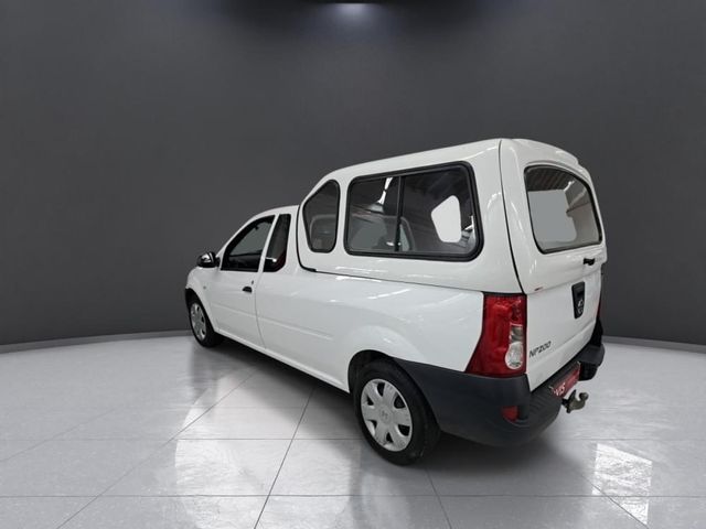 2023 Nissan NP200 1.6 A/C Safety Pack, photo 5