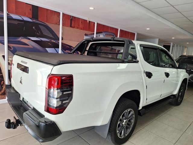 2023 Mitsubishi Triton 2.4 Di-Dc Double-Cab, photo 4