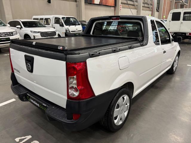 2022 Nissan NP200 1.6 A/C Safety Pack, photo 3
