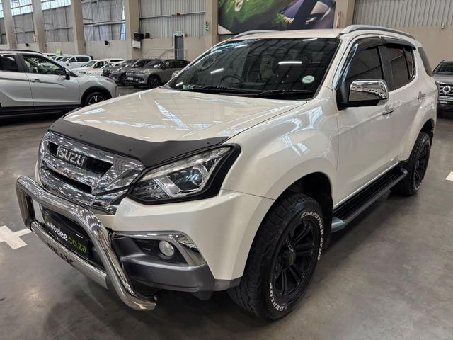 2019 Isuzu Mu-x 3.0D Auto, photo 3