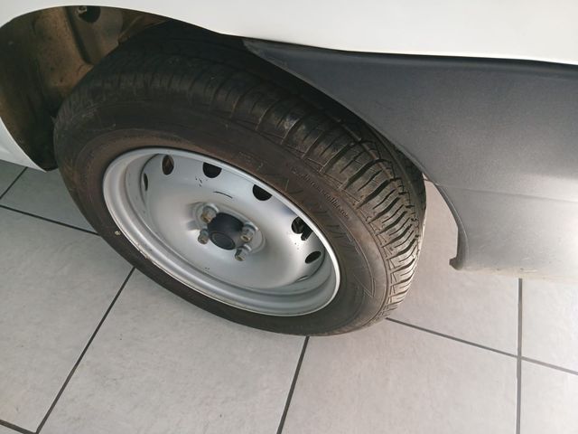 2023 Nissan NP200 1.6, photo 5