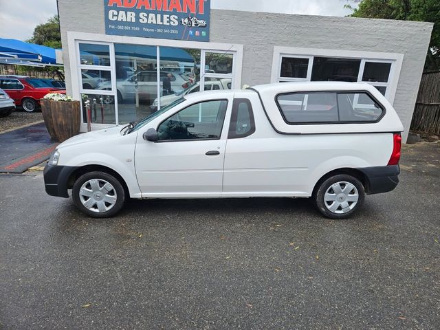 2022 Nissan NP200 1.6 A/C Safety Pack, photo 2