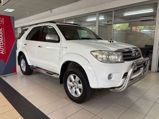 2011 Toyota Fortuner 3.0 D-4D Raised Body Manual