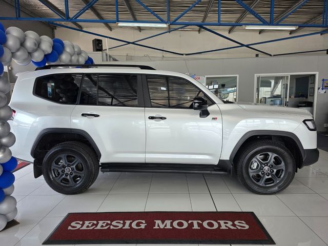 2023 Toyota Land Cruiser 300 V6 3.3 D GR-S