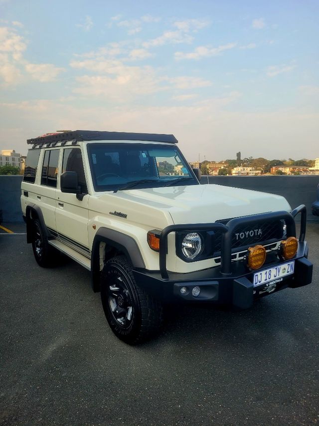 2026 Toyota Land Cruiser 76 2.8GD-6 Station Wagon VX