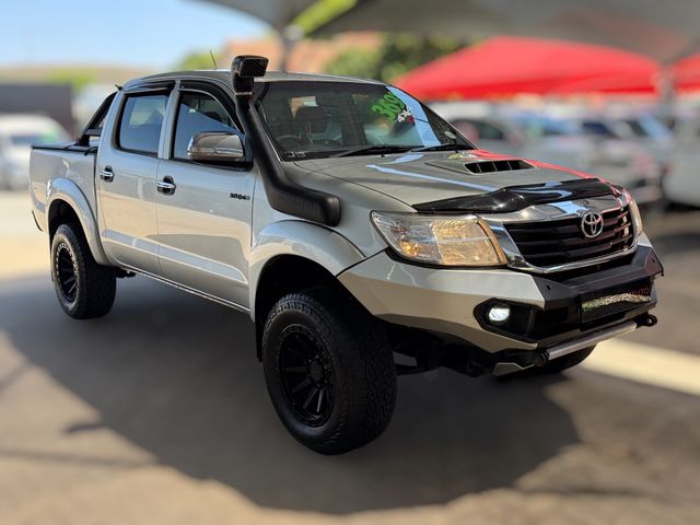 2014 Toyota Hilux 3.0 D-4D Raider 4x4 Auto Double-Cab