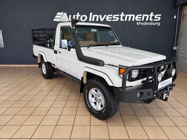 2005 Toyota Land Cruiser 70 4.5 Single-Cab
